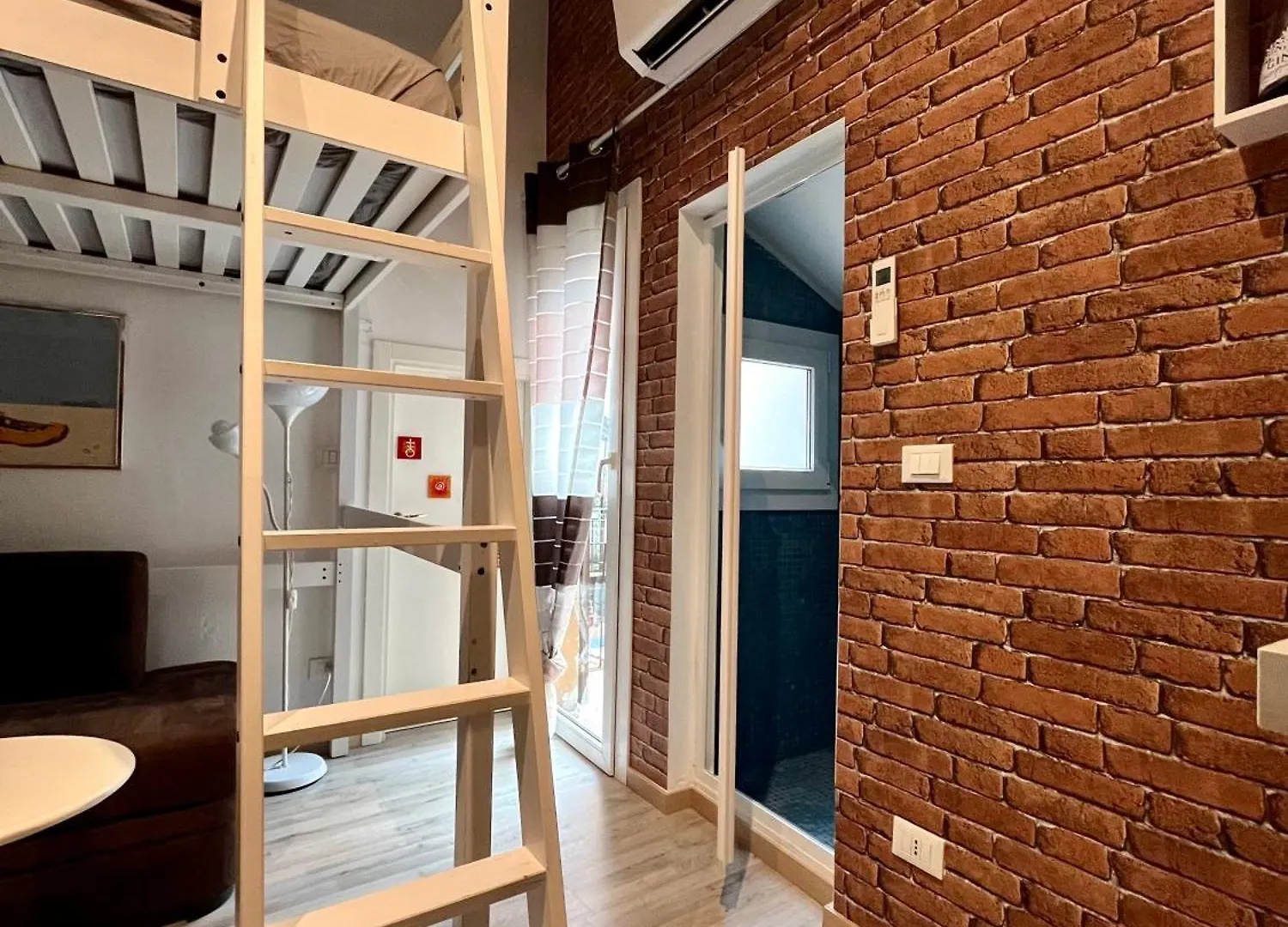 Home Belle Arti Boloňa